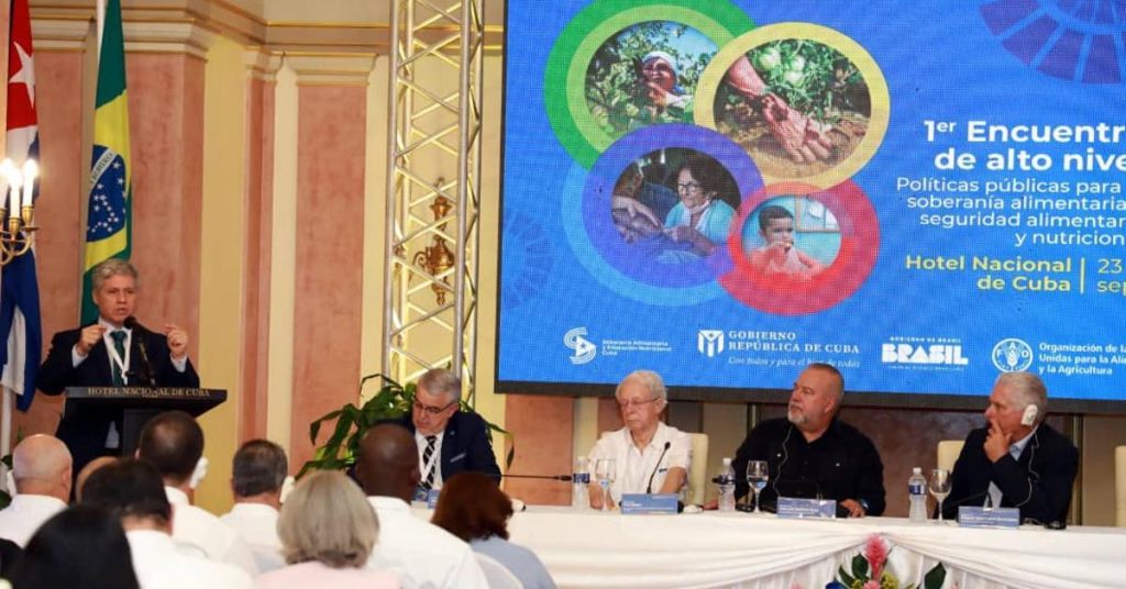 Two Brazil ministers participate in Cuba in a bilateral forum on public policies