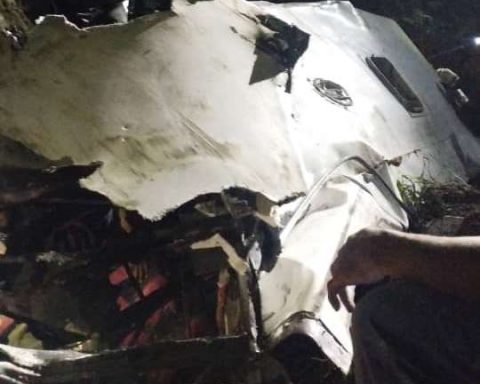 Two dead and more than 30 injured after overturning on the road of Choroní