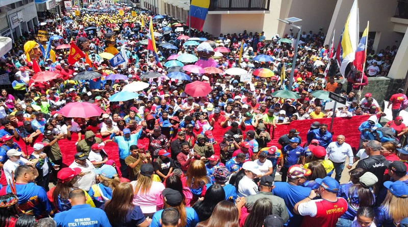 Pueblo venezolano está en movilización permanente en defensa de la patria