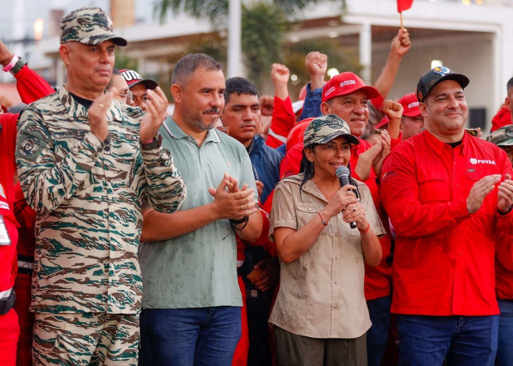 Vice President: USA wants to appropriate oil and country's gas