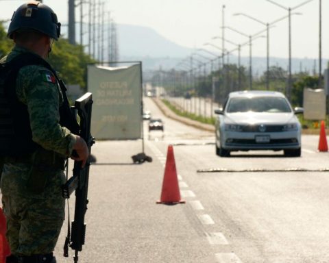 What is the use of fighting the narco if we can't walk safely on the street?