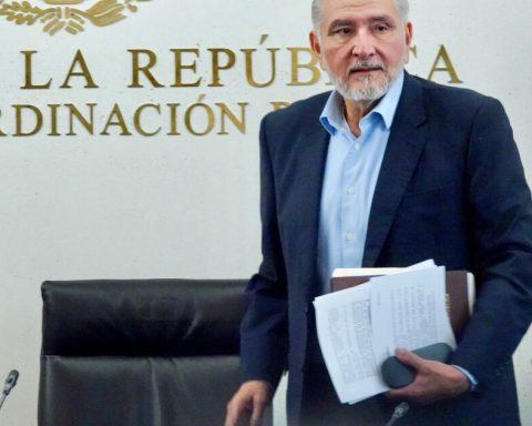 Who is Adam Augusto López and what did they link to the criminal group La Barredora?