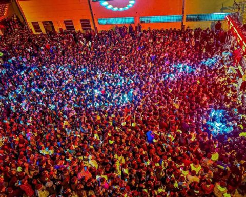 "Who will answer for my daughter?" Iris's father did not want him to go to the 'Festi Saracho'