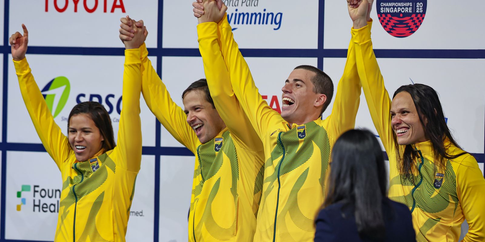 With the right to the world record, Brazil shines in the swimming World Cup