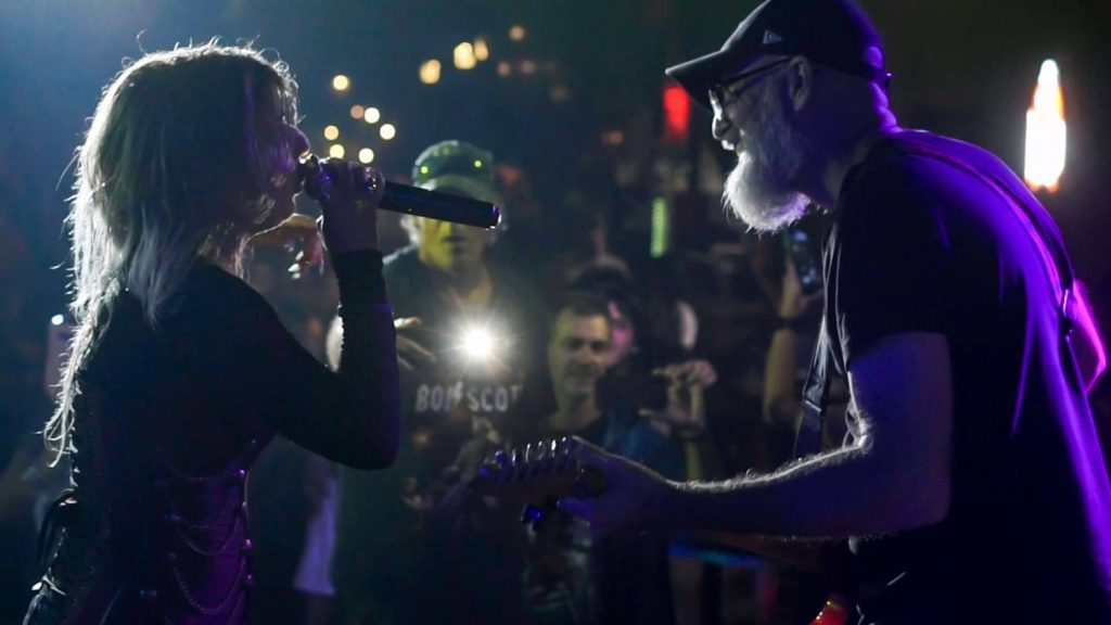 Yellow submarine: September 16-21