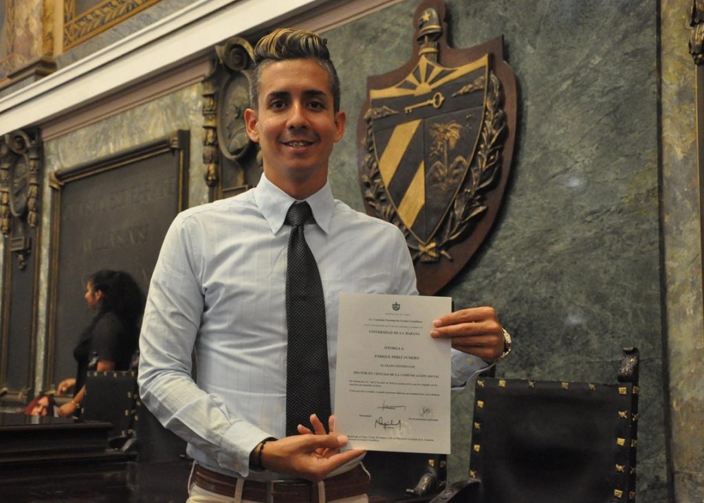 Young journalist is still hospitalized one month after suffering a brutal beating, but it is no longer serious