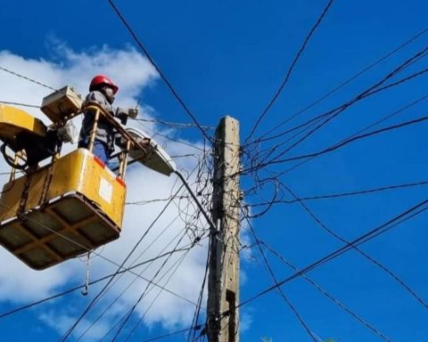A “partial disconnection” of the SEN leaves several provinces without electricity