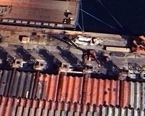 A satellite photo reveals that the "Spit Pinar"in Havana, it will have nine engines