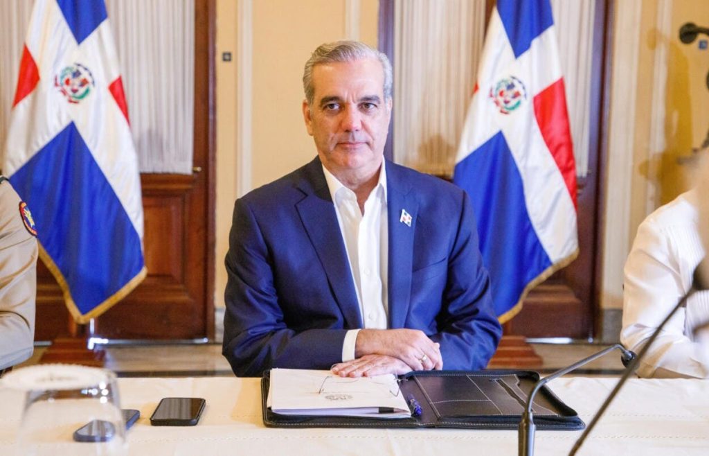 Abinader celebra nueva fuerza de supresión de pandillas en Haití