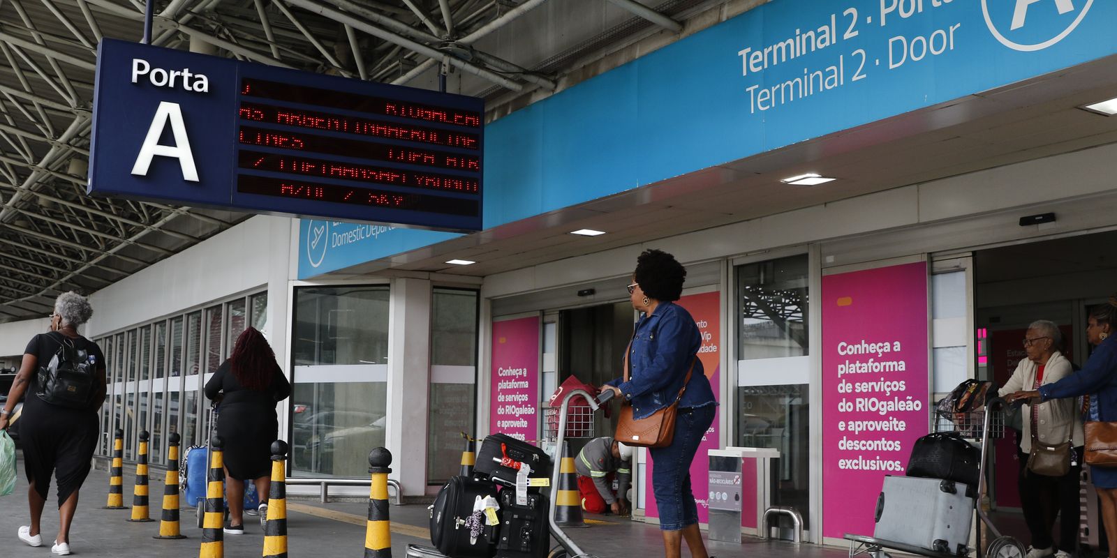 Airlines make rescheduling flights to RJ more flexible after police operation