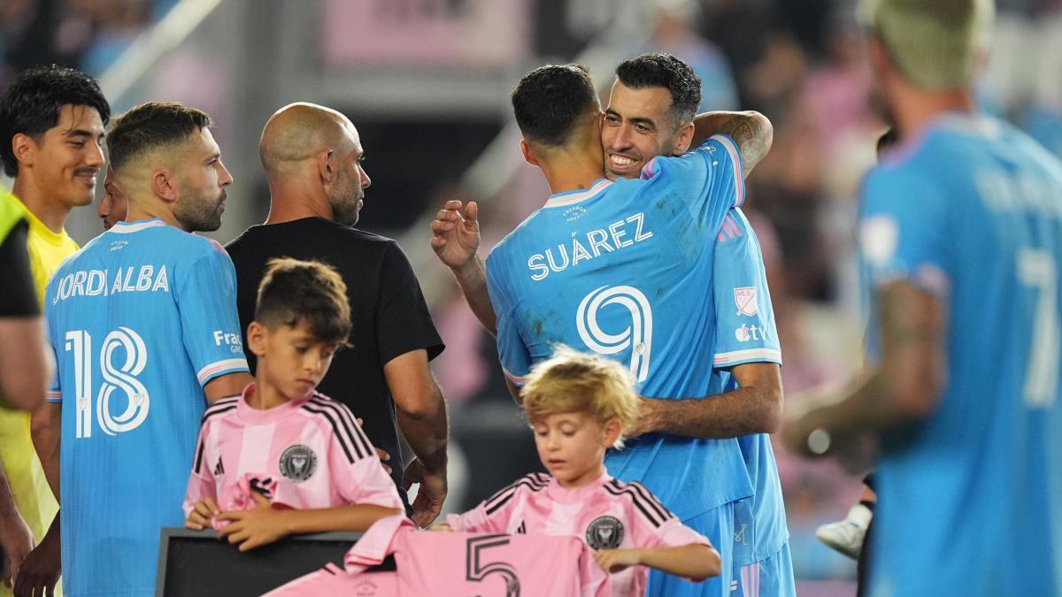 All with Sergio Busquets