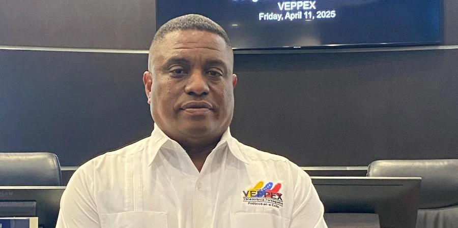 El exmilitar analista político venezolano exiliado José Antonio Colina