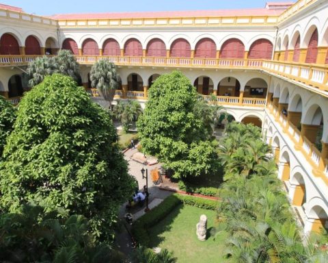 Applicants to School of Medicine at the University of Cartagena accused of fraud: directives responded