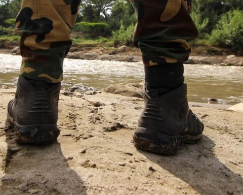 Army investigates the death of a minor in Amazonas, allegedly a victim of a "stray bullet"