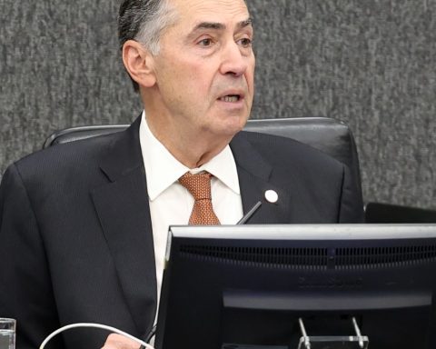 Barroso's retirement is published in the Official Gazette