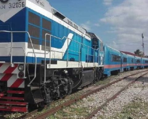 Tren Sancti Spíritus-Habana, Transporte