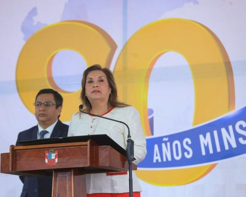 Boluarte announces a signature of "Pact for Peru" with political and social leaders