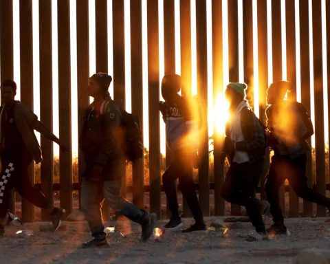 Border crossings reach historic lows as Trump continues to strengthen immigration measures