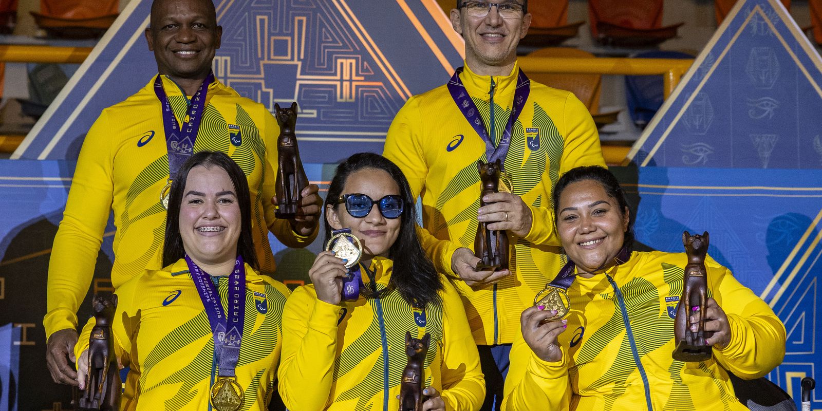 Brazil closes weightlifting World Cup with gold in women's teams