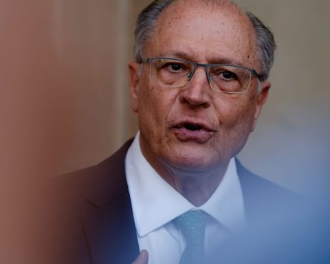 Brazil will sell 6 million barrels of oil to India, says Alckmin