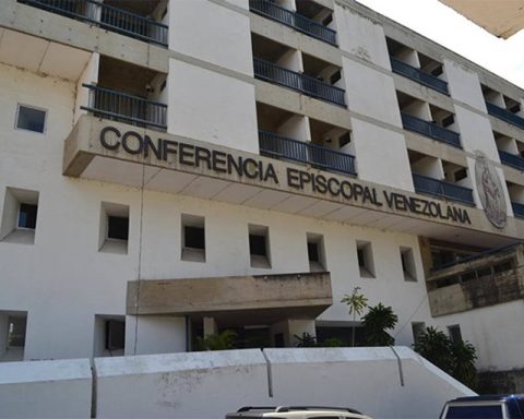 CEV calls for the release of political prisoners before the canonization of Venezuelan saints