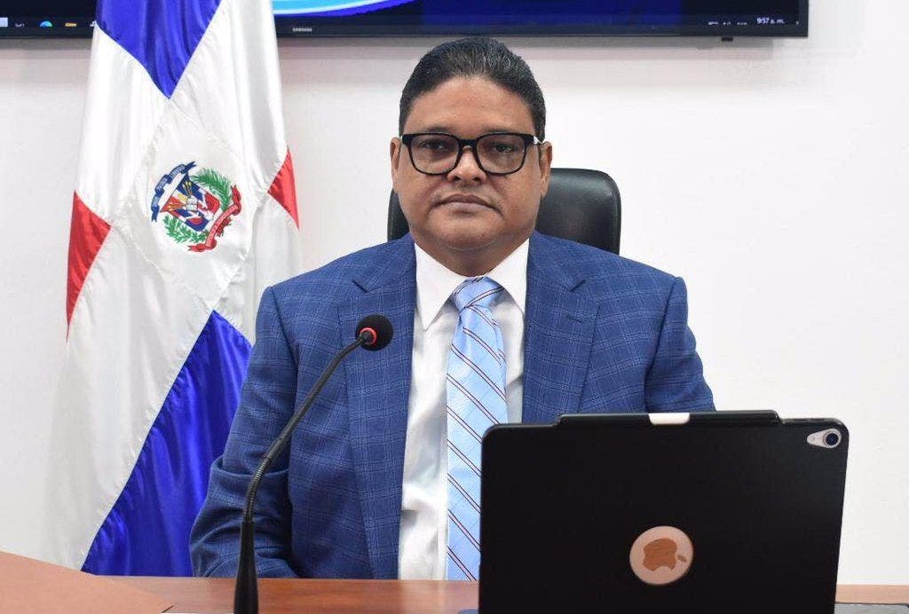 Director del COE anuncia incursión en política activa y respalda gestión de Abinader