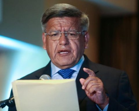 César Acuña's entourage involved with Frigoinca de Nilo Burga