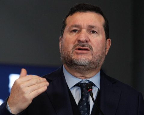 Chilean Prosecutor's Office: There is a clear background that point to crime hair by Ronald Ojeda