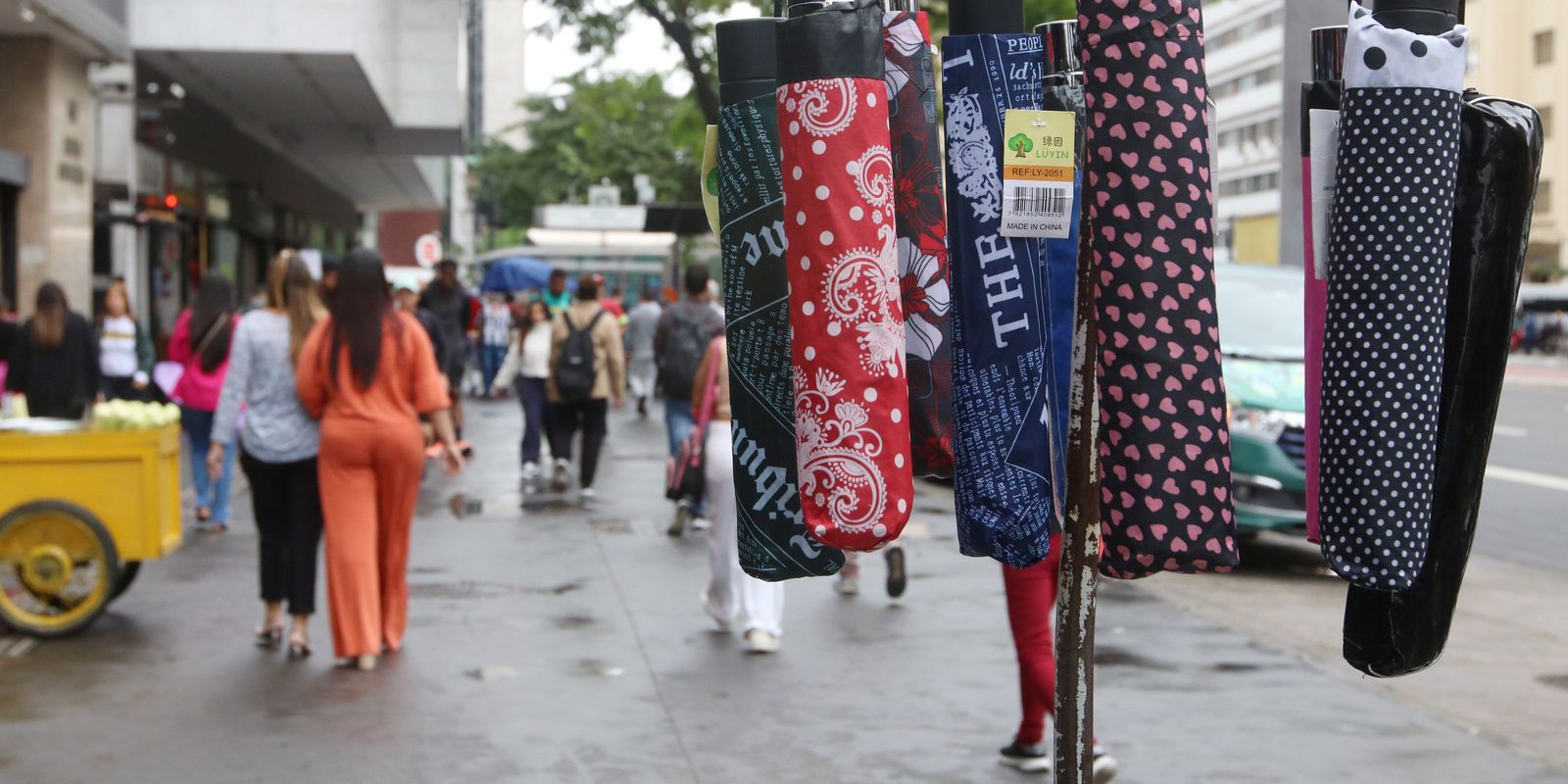 Cold front arrives in São Paulo from Monday with rain and winds