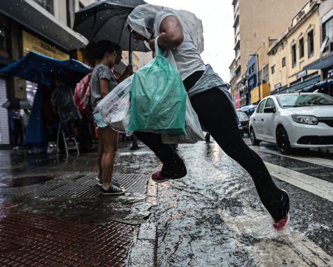 Cold front changes the weather and favors rain in the state of São Paulo