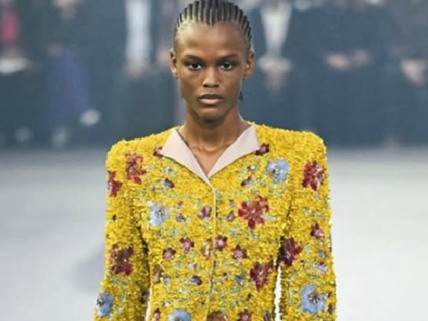 Modelo tumaqueña en desfile de Victoria Secret.