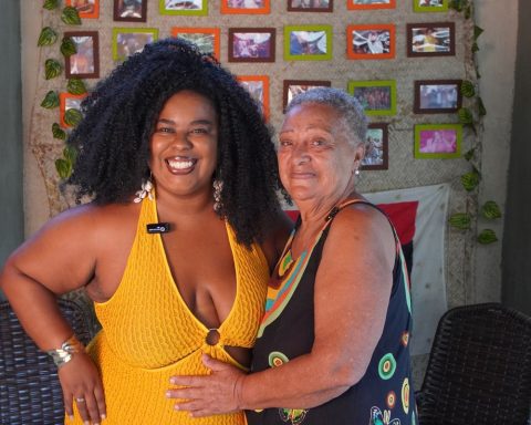 Community grandmothers give voice to griôs from the outskirts of Rio de Janeiro