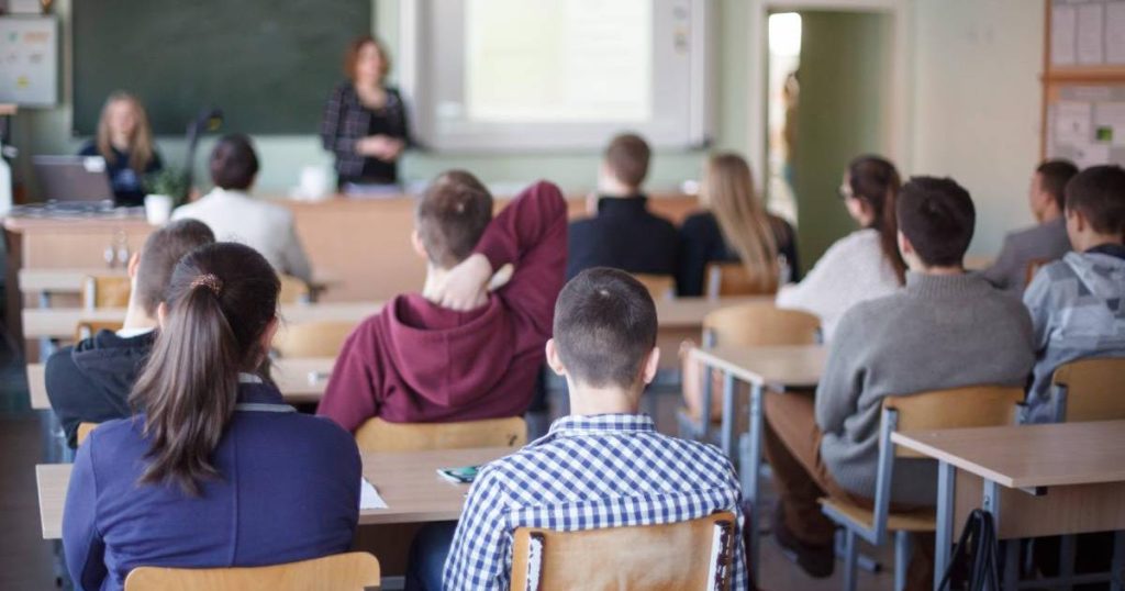 Confirmed dates: this will be the students' vacation day