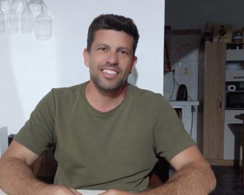 Councilor Fassi promotes the formation of neighborhood and youth commissions