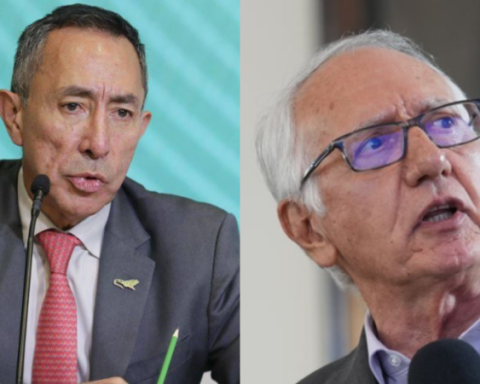 Court certifies copies so that Ricardo Roa and Guillermo Jaramillo can be investigated