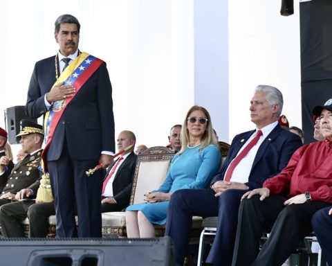 Cuban Government: USA prepares a pretext to intervene militarily in Venezuela