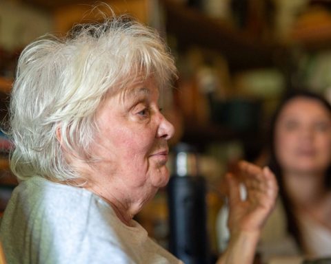 Definitely, there is always more to come: Silvio Rodríguez visits Lucía Topolansky