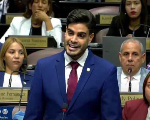 Deputy Bray Vargas speaks for the first time after intimate video filtration: "Nothing happened there"