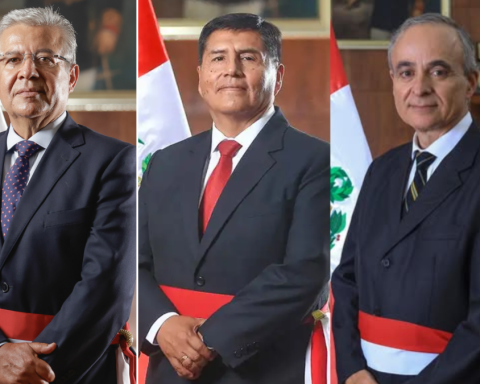 Dina Boluarte's ministers continue signing resolutions despite vacancy