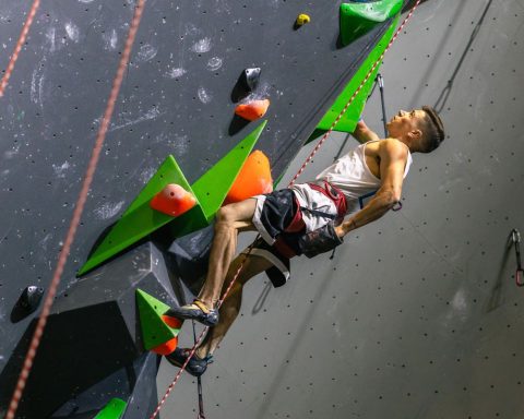 Eduardo Schaus takes bronze at the paraclimbing World Cup in France