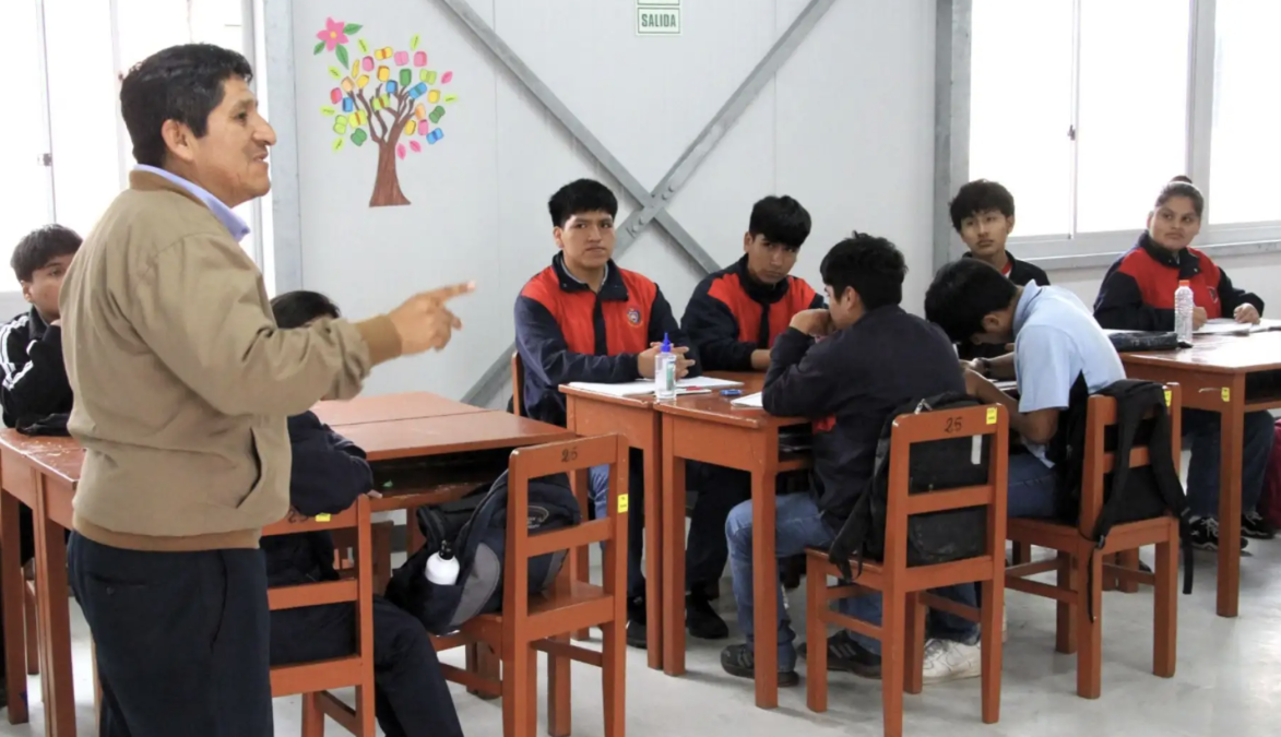 Education Commission approves salary increase for teachers