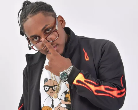 SILUETA-ESPa5sd4p01-e1573167775116