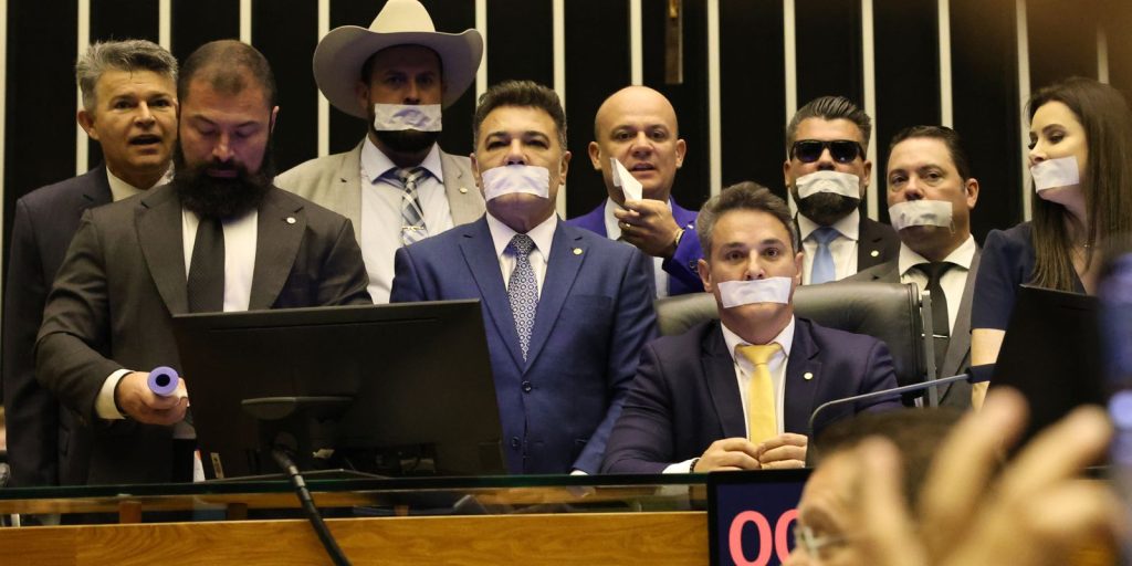 Ethics Council opens case against deputies involved in riot