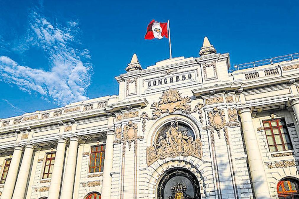 Executive analyzes going to the TC for fiscal spending initiatives of Congress