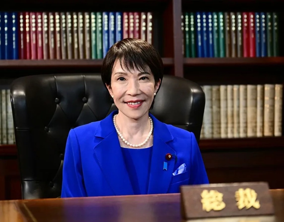 Exminister wins primary ones that would lead her to be a first president of Japan