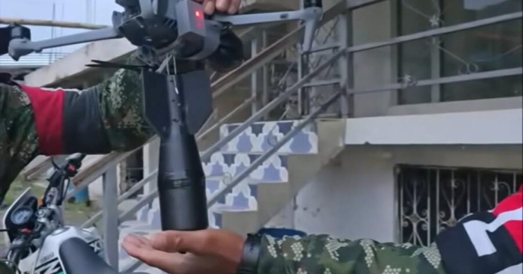 FARC dissidents attack the El Bordo Police Station (Cauca) with drones