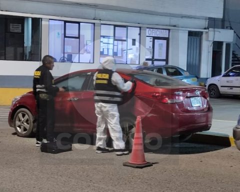 False agents from the Terna group kidnap a taxi driver in Huancayo and put him in a white van