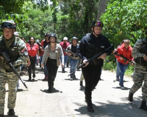 Ejercicios militares especiales