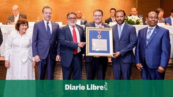 Federation of Merchants recognizes Yayo Sanz Lovatón