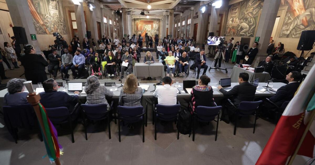 First public hearing of the Court takes place between claims and petitions